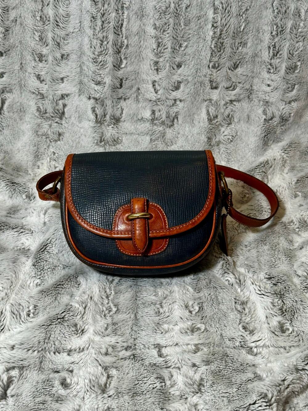 HTF Vintage Coach Sheridan Dakota Cassidy 4204 Navy British Tan Mini Bag USA